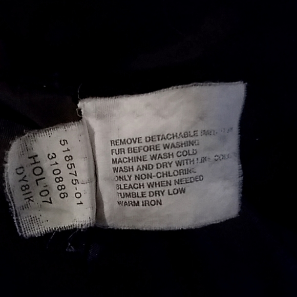GAP Brand Hooded Vest - Picture 4 of 5